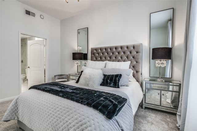 3225 Turtle Creek Boulevard 220, Dallas, TX 75219