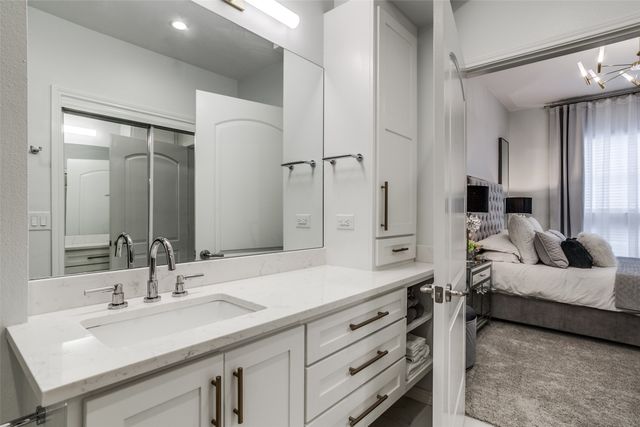 3225 Turtle Creek Boulevard 220, Dallas, TX 75219