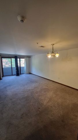 333 First St. Boulevard 305, Lowell, MA 01850