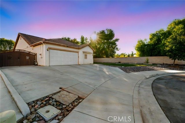 26141 Unitas Court, Menifee, CA 92585