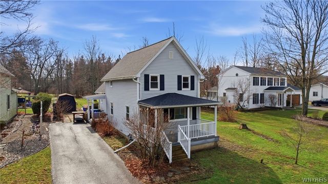 6373 Center Street, Hamburg, NY 14085