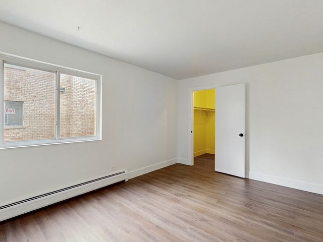 10382 Michael Todd Terrace 2W, Glenview, IL 60025