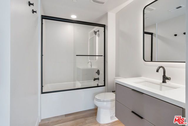 10601 Washington Boulevard 527, Culver City, CA 90232