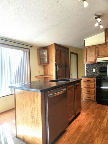 1001 SE 15th Street 137, Bend, OR 97702