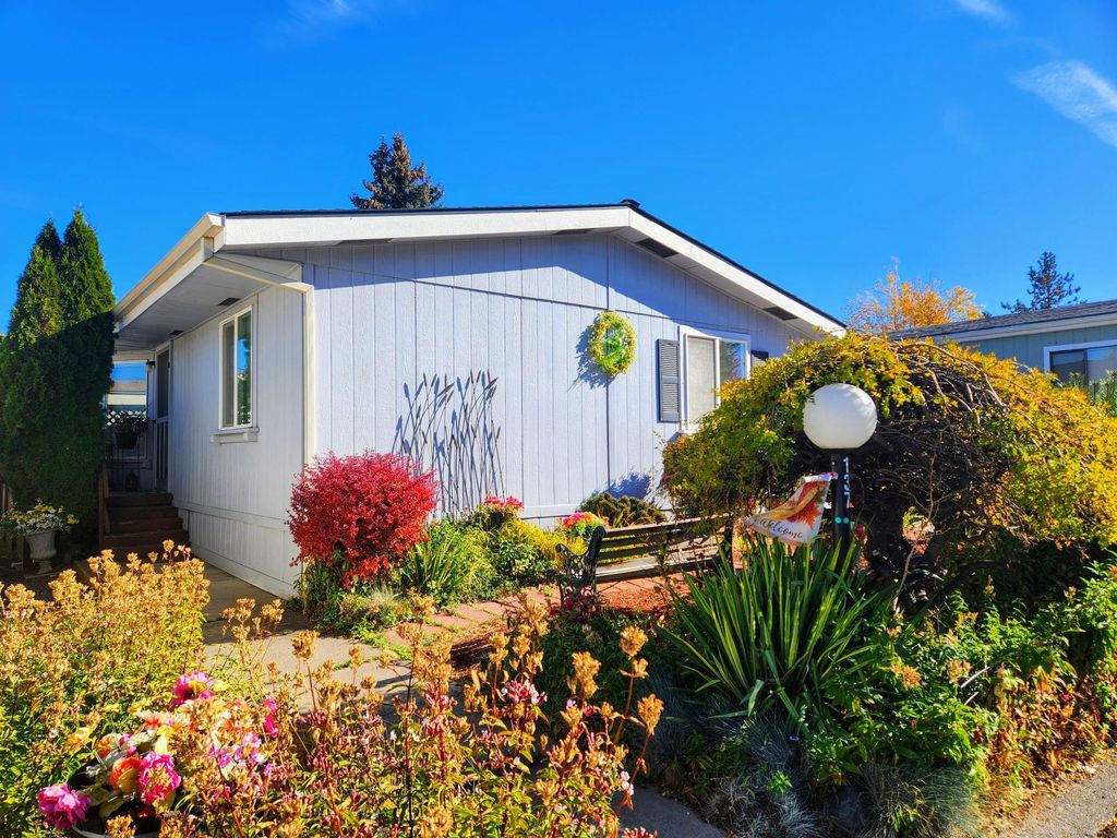 1001 SE 15th Street 137, Bend, OR 97702