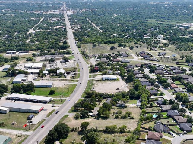 1835 N Main Street, Weatherford, TX 76085