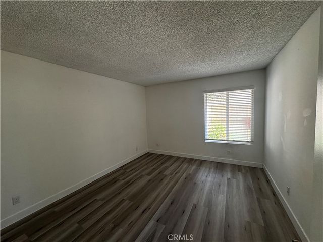 22330 Victory Boulevard 803, Woodland Hills, CA 91367