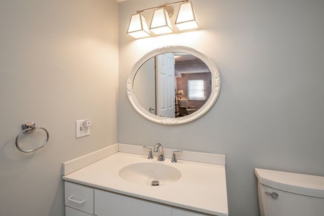 30 Weatherly Drive 30, Salem, MA 01970