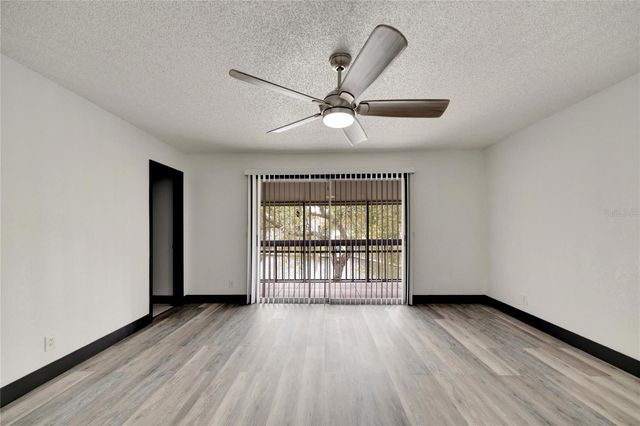 6301 NEWTOWN CIRCLE 1A4, Tampa, FL 33615