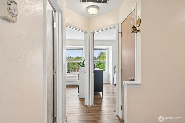 508 Eldredge Avenue NW, Orting, WA 98360