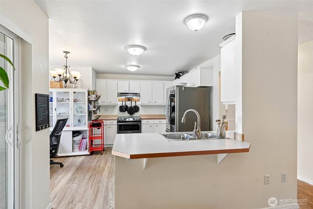 508 Eldredge Avenue NW, Orting, WA 98360