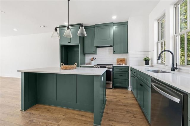 446 E Martin Luther King Jr Boulevard, Fayetteville, AR 72701