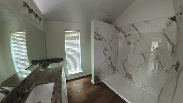 1002 Glen Valley Drive, Humble, TX 77338