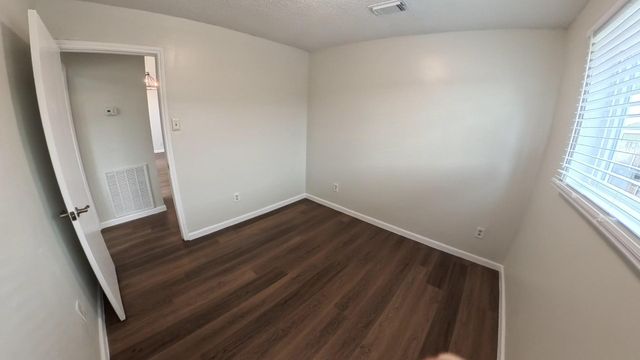 1002 Glen Valley Drive, Humble, TX 77338