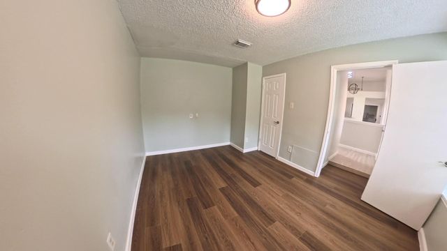 1002 Glen Valley Drive, Humble, TX 77338