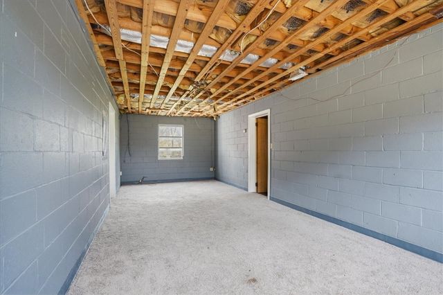 11 Spring Valley Road, Greenville, SC 29615