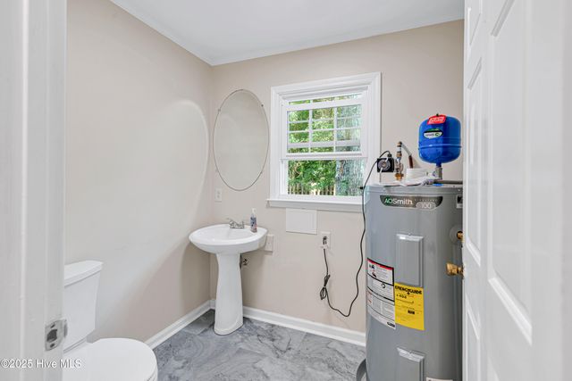 1002 Summerbrook Place, Jacksonville, NC 28540