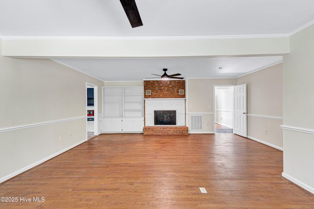 1002 Summerbrook Place, Jacksonville, NC 28540