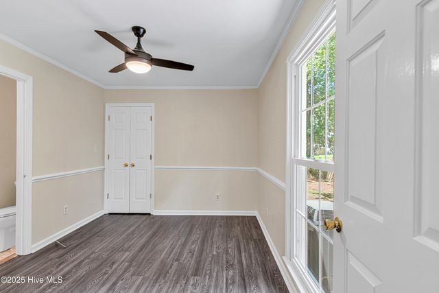 1002 Summerbrook Place, Jacksonville, NC 28540