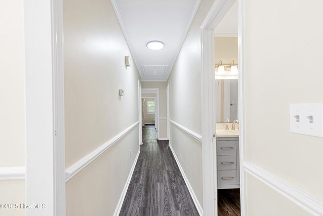 1002 Summerbrook Place, Jacksonville, NC 28540