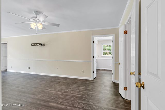 1002 Summerbrook Place, Jacksonville, NC 28540