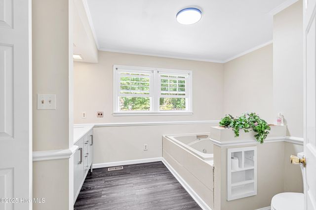 1002 Summerbrook Place, Jacksonville, NC 28540