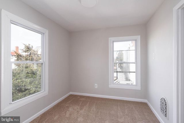 222 N 3RD ST N, Millville, NJ 08332