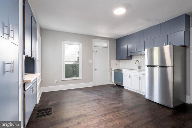 222 N 3RD ST N, Millville, NJ 08332