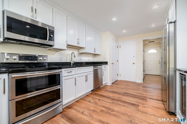 200 Chipman Drive, Cheshire, CT 06410