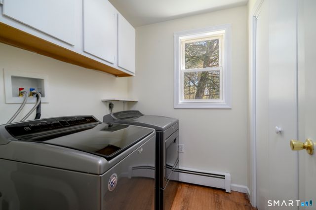 200 Chipman Drive, Cheshire, CT 06410