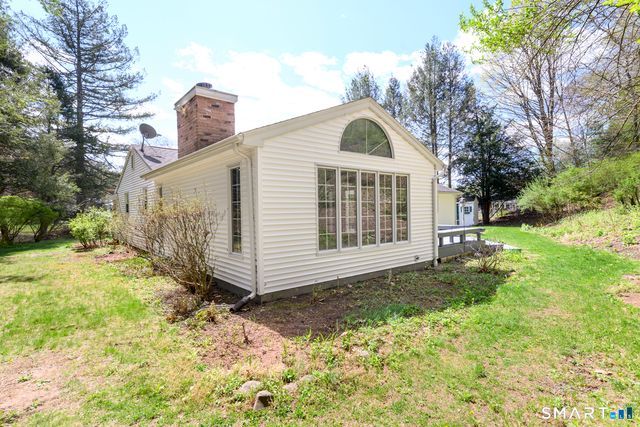 200 Chipman Drive, Cheshire, CT 06410