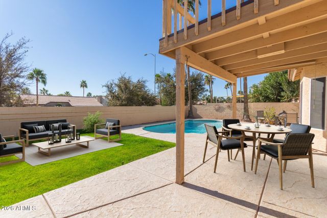 3611 E WINDMERE Drive, Phoenix, AZ 85048
