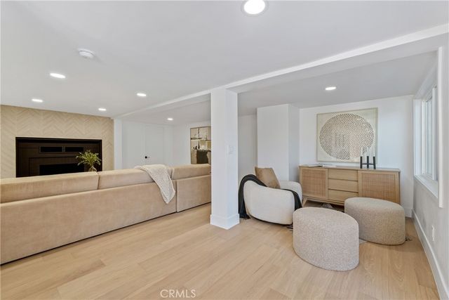 12852 Fairhaven, Santa Ana, CA 92705