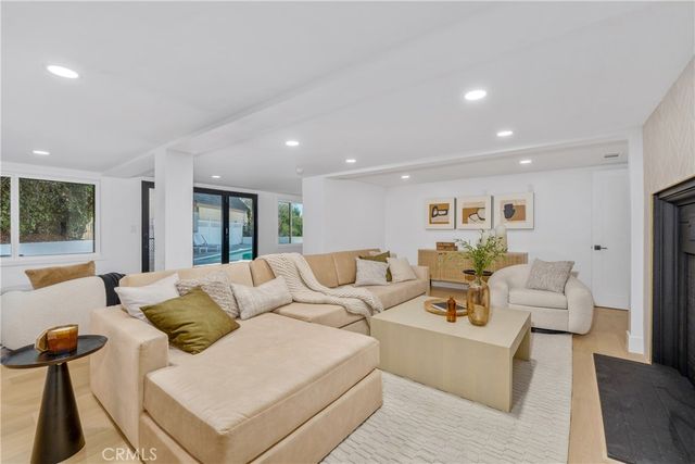 12852 Fairhaven, Santa Ana, CA 92705