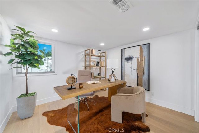 12852 Fairhaven, Santa Ana, CA 92705