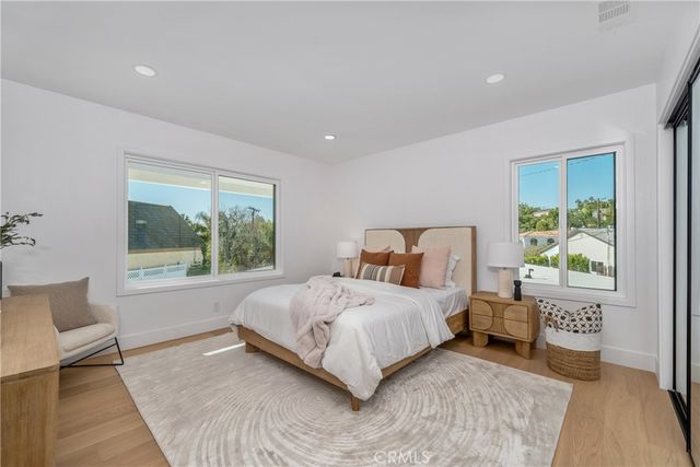 12852 Fairhaven, Santa Ana, CA 92705