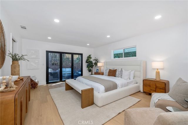 12852 Fairhaven, Santa Ana, CA 92705