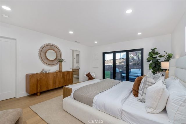 12852 Fairhaven, Santa Ana, CA 92705