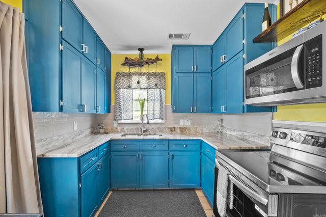 316 W H Avenue, North Little Rock, AR 72116