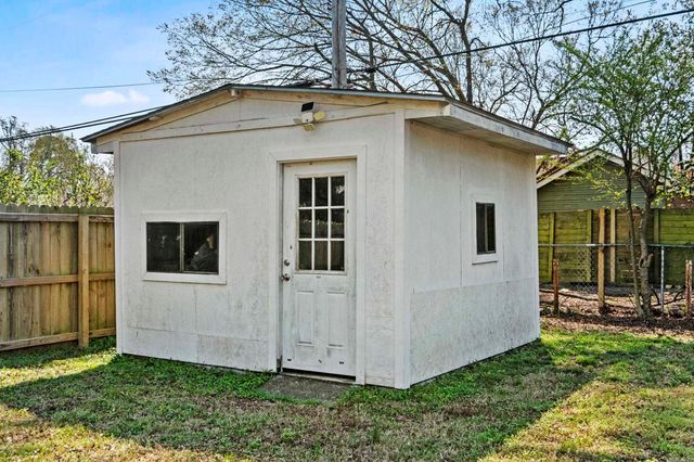 316 W H Avenue, North Little Rock, AR 72116