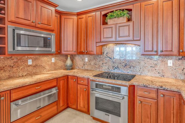 160 1st Street, Key Colony, FL 33051