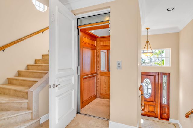 160 1st Street, Key Colony, FL 33051