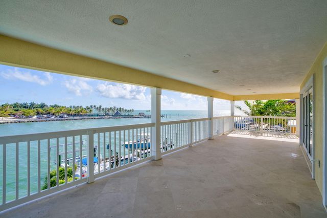 160 1st Street, Key Colony, FL 33051