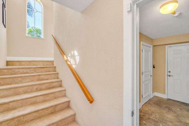 160 1st Street, Key Colony, FL 33051