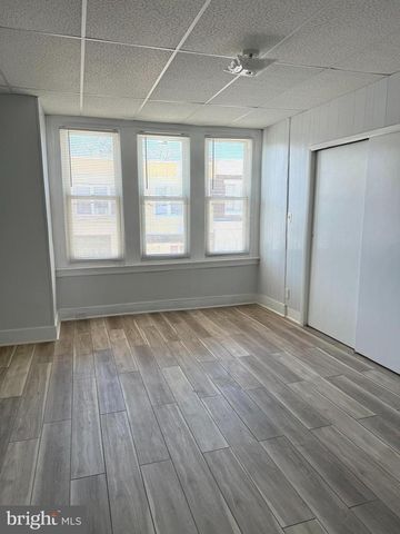 3447 H ST, Philadelphia, PA 19134
