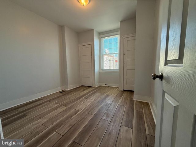 3447 H ST, Philadelphia, PA 19134
