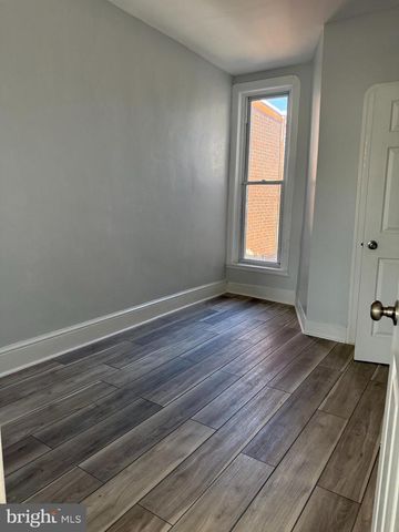 3447 H ST, Philadelphia, PA 19134