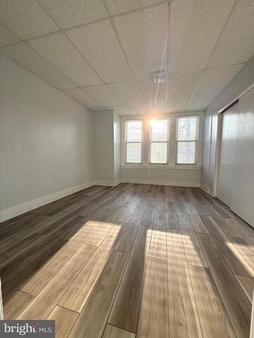 3447 H ST, Philadelphia, PA 19134