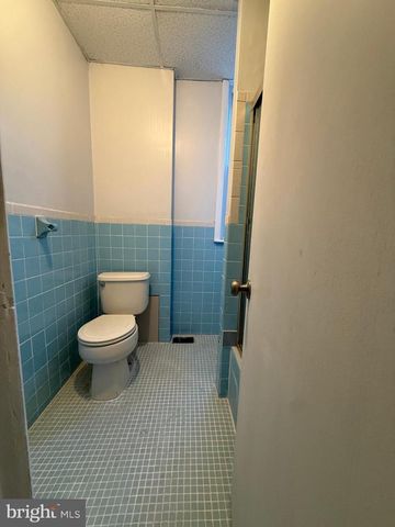 3447 H ST, Philadelphia, PA 19134