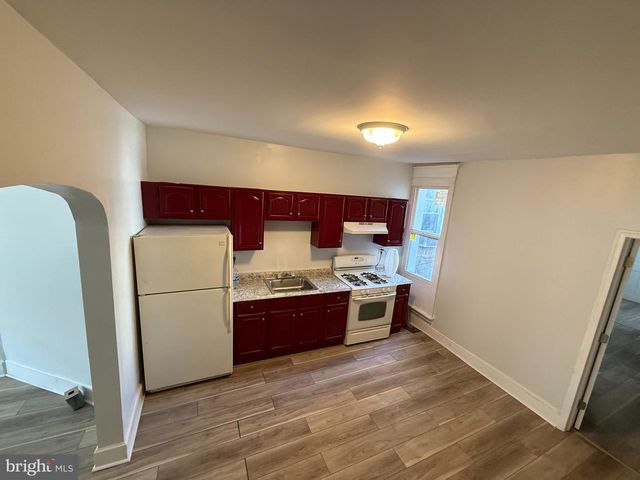 3447 H ST, Philadelphia, PA 19134